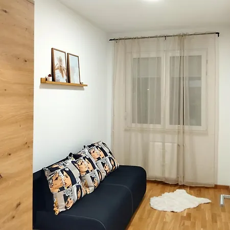 Square In Apartment