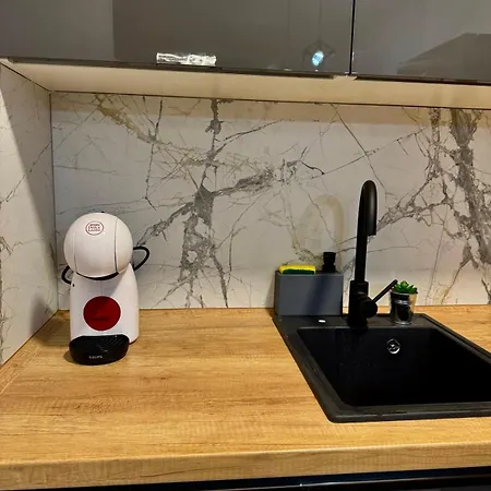 아파트 Square In - Free Garage- 노비사드